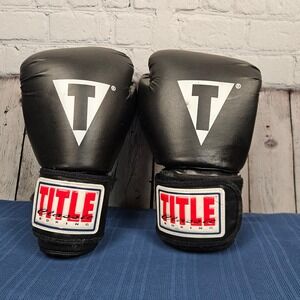Title Classic Boxing Gloves 12oz Black Red Training‎ Sparring Heavy Bag MMA